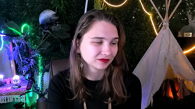 TessaMill online show from October 3, 5:45 am