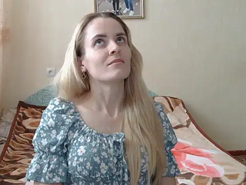 JayeTyler online show from February 9, 8:27 am