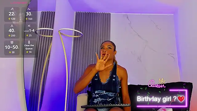 kiaratentation online show from December 22, 8:01 pm