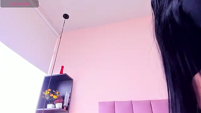 violet myerrs online show from April 10, 1:06 pm