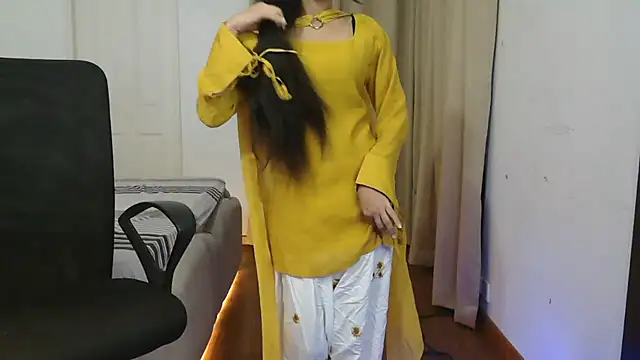 Mini Meera online show from August 5, 8:59 pm