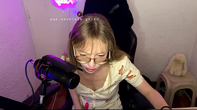 ReenKitty online show from May 26, 5:07 am