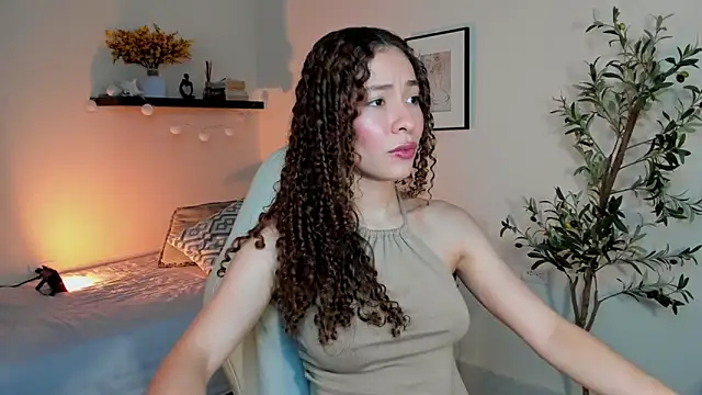 isabella-garcia- online show from April 21, 2:51 am