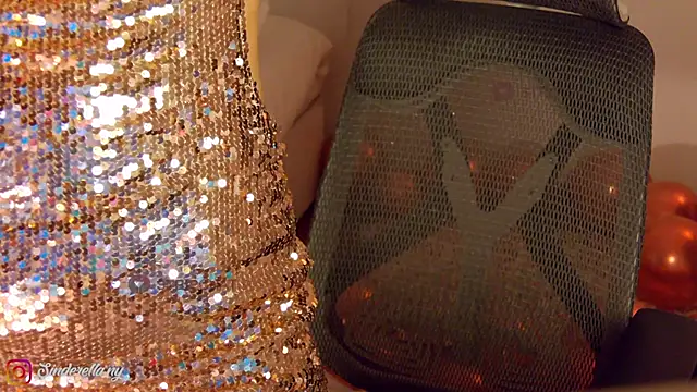 i-scream online show from November 22, 12:08 pm