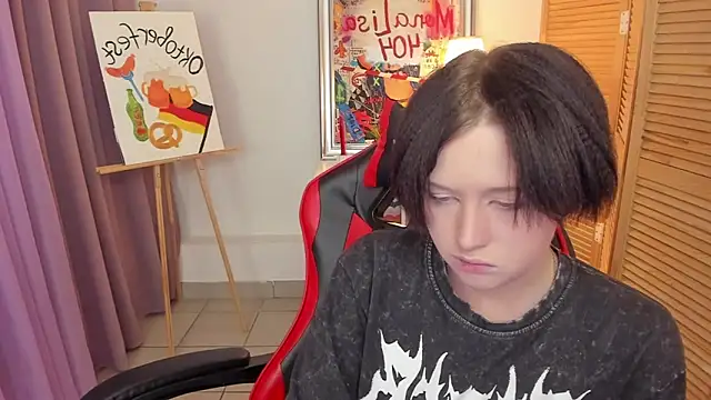 ayakskalermonss online show from October 2, 2:22 pm