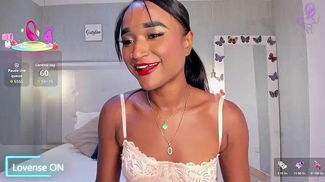 EsmeraldaNyx online show from September 17, 9:02 pm