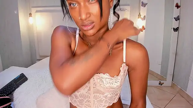 EsmeraldaNyx online show from November 26, 9:16 pm