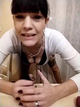 SarettaB90 online show from February 9, 10:34 pm