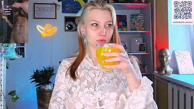 Nicole matt online show from July 17, 2:49 am