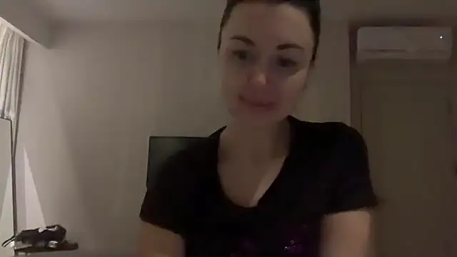 Gilin1 online show from December 18, 8:57 pm