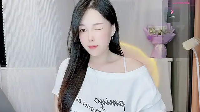 Bella Ava online show from October 18, 2:09 pm