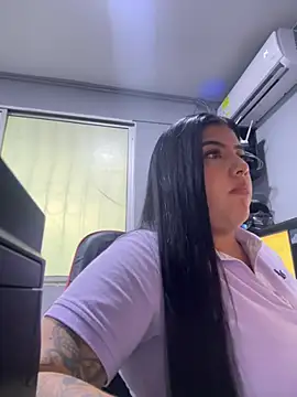 NinaaLaurent online show from February 12, 10:55 pm