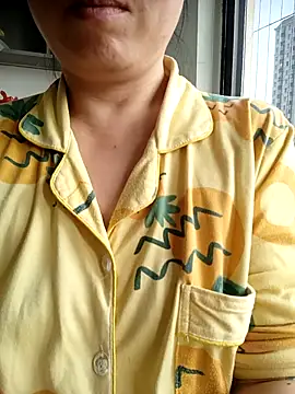 chengcheng12 online show from December 3, 6:16 am