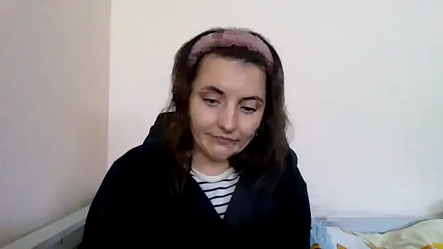 DInaraXRose online show from October 20, 10:29 am