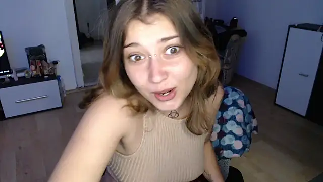 Aliens4twenty online show from October 22, 8:08 am