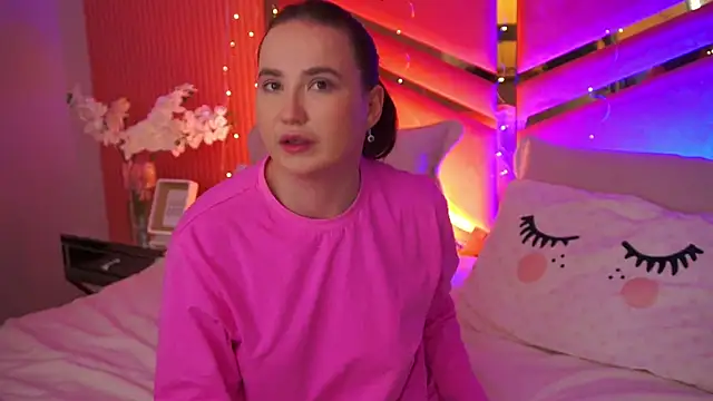 SofieBloom online show from January 18, 11:23 pm