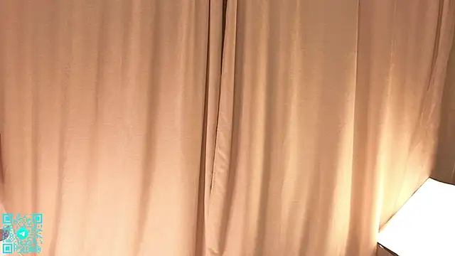 chloemilka online show from November 24, 6:32 pm