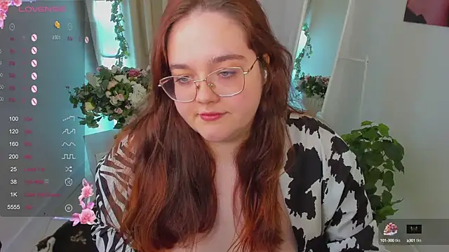 Neko Moor online show from September 30, 8:35 pm