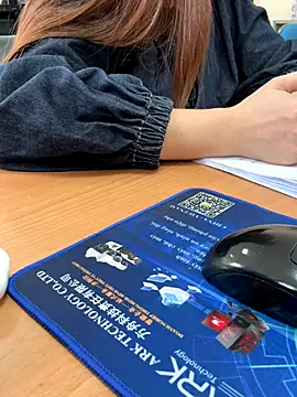 PhuongNhi21 online show from October 9, 2:05 am