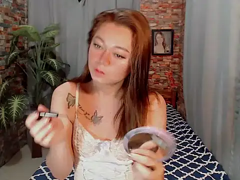 cutemac69 online show from October 18, 10:11 pm