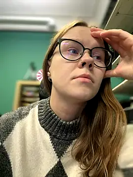  CherryBloom  online show from October 3, 7:02 am