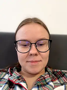  CherryBloom  online show from September 30, 9:04 am