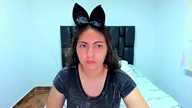 Thompson Ema online show from October 7, 7:40 pm