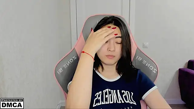 MeilideQian1 online show from October 18, 3:15 pm