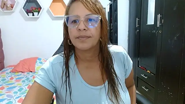 cristydirtyhot online show from July 18, 11:13 am