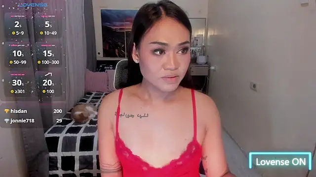 Miss VictoriaWilliams online show from December 2, 9:39 pm