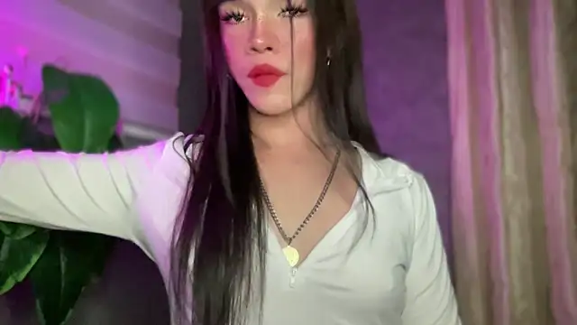 Misselliefayexxx online show from April 15, 1:50 am