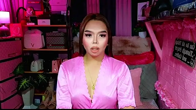 MoniqueCeleste online show from October 31, 1:29 am