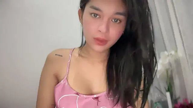 asiansmilexx online show from September 29, 5:01 am