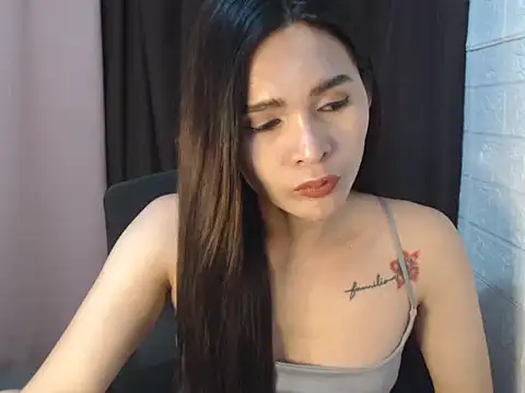 sweetsasha68 online show from May 31, 3:07 pm