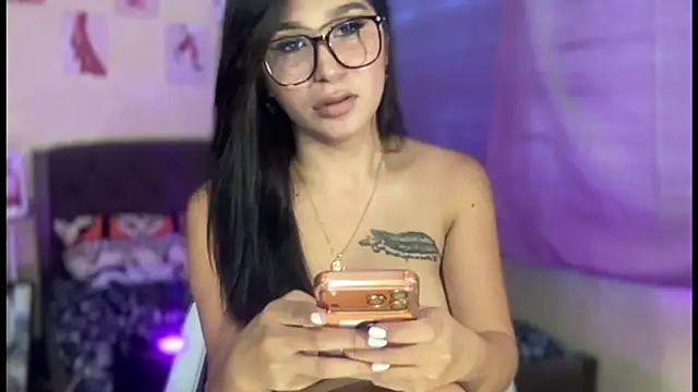 CassieXMarga online show from April 8, 4:47 am