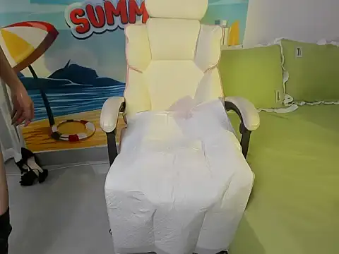 LuckyBabe new01 online show from April 18, 7:58 pm