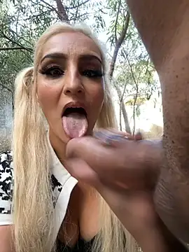 sexycouples35 online show from November 15, 9:43 am