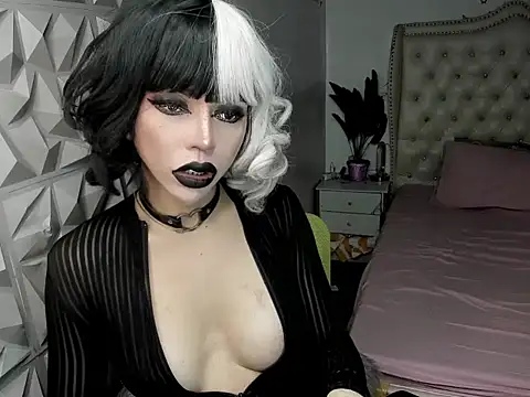janecomander online show from June 4, 4:50 am