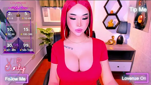 TriciaCumLoader online show from April 10, 9:10 pm