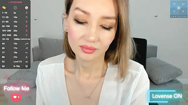 MinaDiamondd online show from February 1, 3:49 am