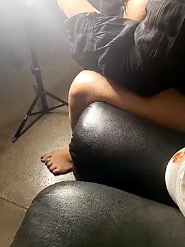 jiya8876 online show from March 5, 8:15 pm