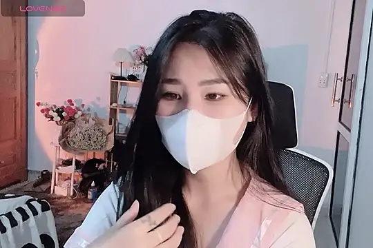    Daisy    online show from October 9, 7:40 pm