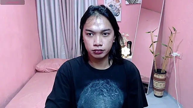 Herbielustts online show from August 7, 8:49 pm