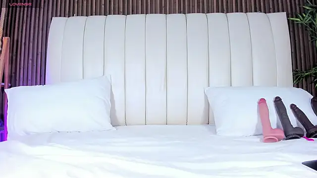 SandraMilerr online show from November 12, 4:10 am