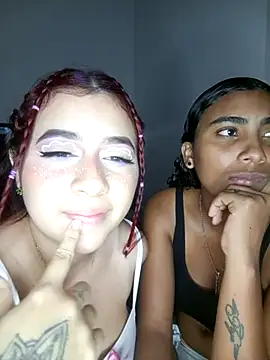 Chloe Sky love online show from October 16, 5:32 am