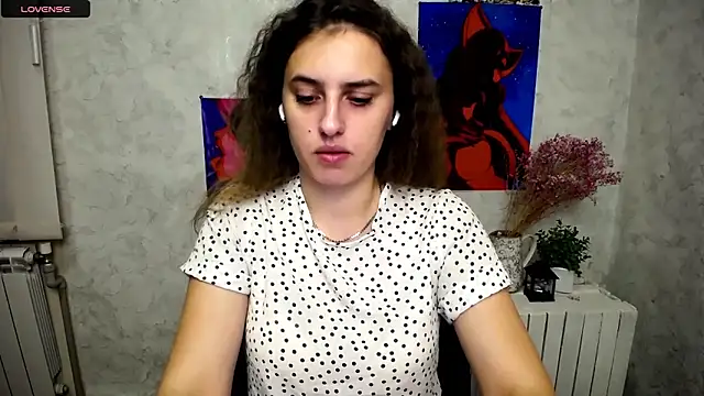 AmandaDimond  online show from September 29, 7:57 am