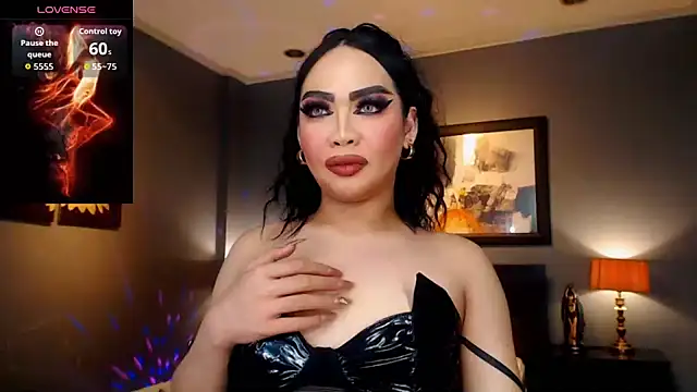 FridaHumphrey online show from March 27, 6:19 pm