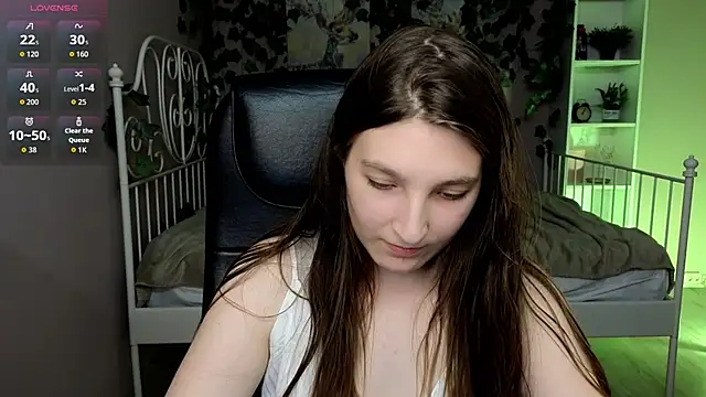 Mia Myles online show from November 5, 10:20 am