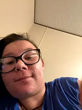 amiralily9 online show from October 21, 2:59 am