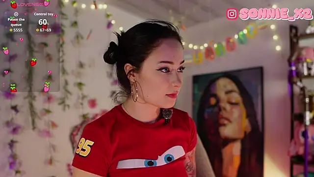 Sonnie mami online show from April 6, 11:06 pm